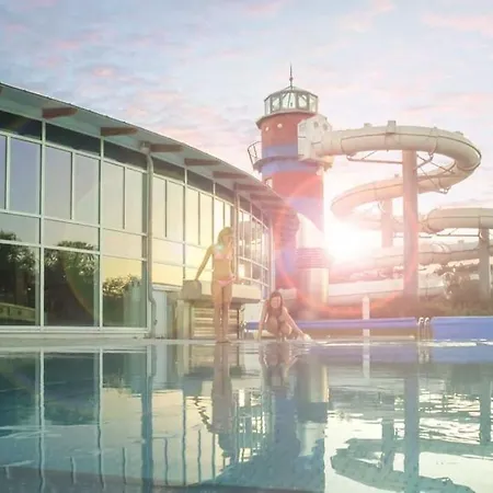 Traumblick Rugen- Gemutliches Mit Traumhaftem Meerblick, Kamin, Privater Sauna Und Schwimmbadnutzung アパート Alt Reddevitz