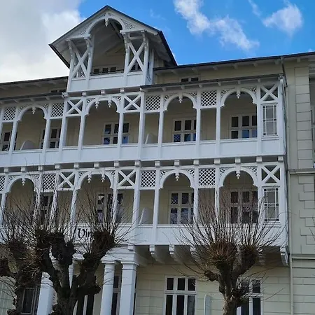 Traumblick Rugen- Gemutliches Mit Traumhaftem Meerblick, Kamin, Privater Sauna Und Schwimmbadnutzung