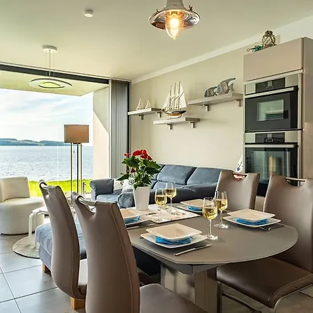 アパート Traumblick Rugen- Gemutliches Mit Traumhaftem Meerblick, Kamin, Privater Sauna Und Schwimmbadnutzung Alt Reddevitz